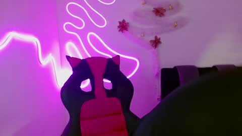 Snapshot of kind_scarlett chatting on December 10, 2024, 11:08 pm Kind Scarlett online show from December 10, 2024, 11:08 pm