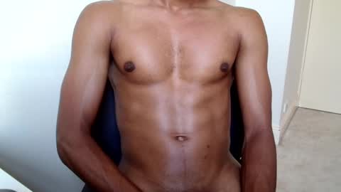 Snapshot of kinda_horny_right_now chatting on February 12, 2025, 7:02 am Isaac online show from February 12, 2025, 7:02 am