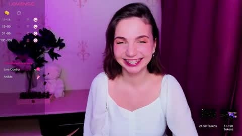 Hazel online show from March 11, 2026, 11:22 pm