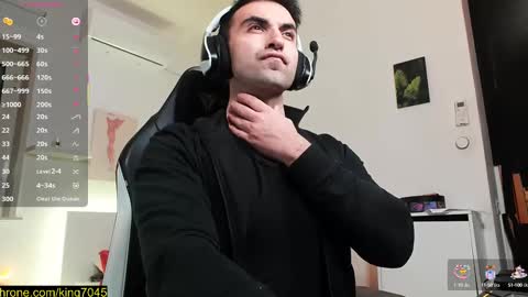 Snapshot of king7045 chatting on March 6, 2025, 12:43 am king7045 online show from March 6, 2025, 12:43 am