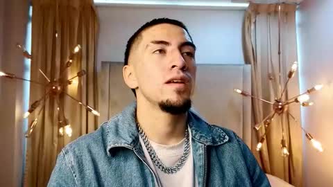 King Dante  online show from September 27, 2025, 2:11 pm