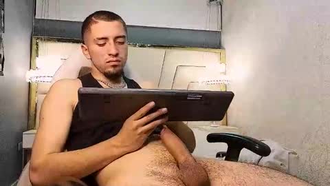 King Dante  online show from October 8, 2025, 2:14 pm