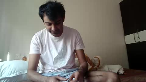 Snapshot of king_kong_india3 chatting on February 12, 2025, 3:07 am Jay online show from February 12, 2025, 3:07 am