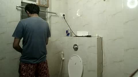 Snapshot of king_kong_india3 chatting on February 14, 2025, 5:14 pm Jay online show from February 14, 2025, 5:14 pm