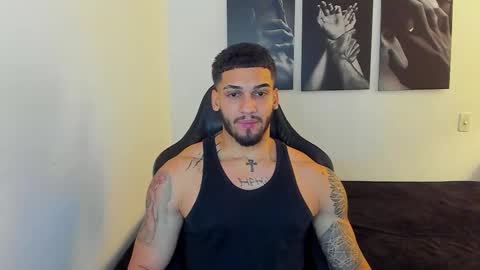 king_of_kings__ online show from October 26, 2025, 1:22 am