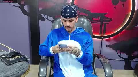 Snapshot of king_voy chatting on October 28, 2025, 9:17 pm king voy online show from October 28, 2025, 9:17 pm