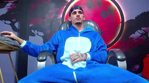 Snapshot of king_voy chatting on November 4, 2025, 9:03 pm king voy online show from November 4, 2025, 9:03 pm