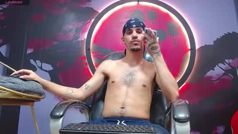 Snapshot of king_voy chatting on November 9, 2025, 9:02 pm king voy online show from November 9, 2025, 9:02 pm