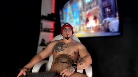 Snapshot of kingbear777 chatting on December 28, 2024, 12:13 pm King Bear online show from December 28, 2024, 12:13 pm