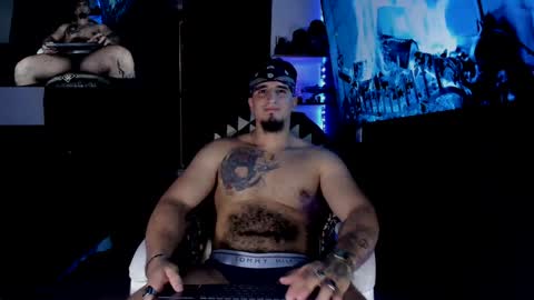 Snapshot of kingbear777 chatting on January 12, 2025, 4:18 pm King Bear online show from January 12, 2025, 4:18 pm