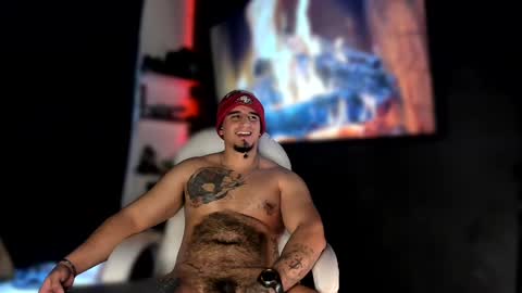 Snapshot of kingbear777 chatting on January 28, 2025, 7:32 am King Bear online show from January 28, 2025, 7:32 am