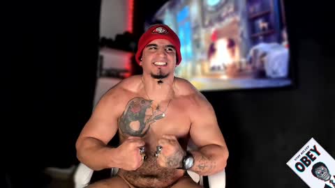 Snapshot of kingbear777 chatting on February 7, 2025, 1:22 pm King Bear online show from February 7, 2025, 1:22 pm