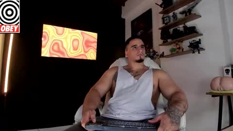 Snapshot of kingbear777 chatting on November 5, 2025, 11:10 am King Bear online show from November 5, 2025, 11:10 am