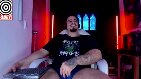 Snapshot of kingbear777 chatting on November 26, 2025, 6:25 am King Bear online show from November 26, 2025, 6:25 am