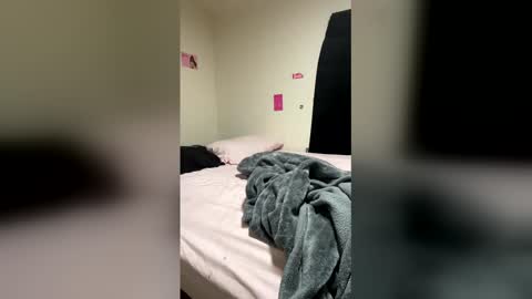 kingecstasyxxxddd online show from February 3, 2026, 4:54 am