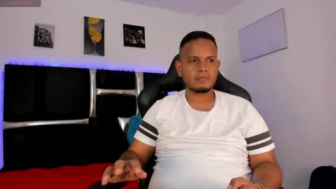 kingg_jay online show from May 5, 2026, 11:40 am
