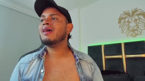 kingg_jay online show from June 21, 2026, 12:30 pm