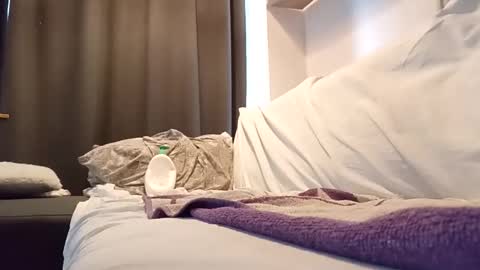 kingnavo online show from October 6, 2025, 12:24 pm