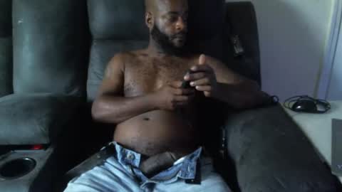 kingofkingz74 online show from September 28, 2025, 8:03 pm