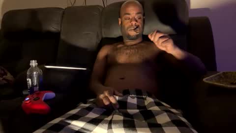 kingofkingz74 online show from December 4, 2025, 3:05 am