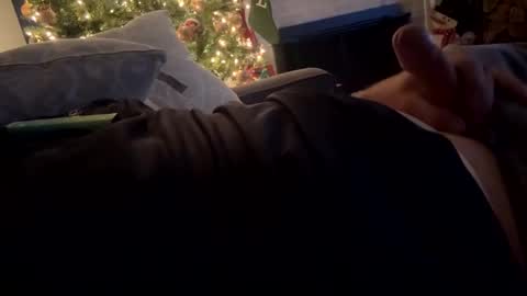 kingofthecastle2019 online show from December 17, 2024, 1:50 am