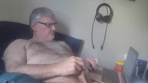 kingtongue10 online show from March 6, 2026, 9:00 pm