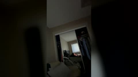 kingzkongz36 online show from April 20, 2026, 11:46 am