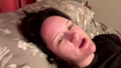 Kinkbitch online show from November 12, 2025, 2:28 pm