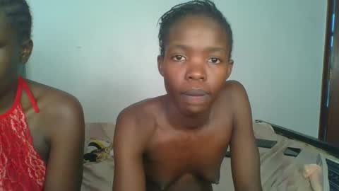 kinky_aria online show from October 24, 2025, 5:48 am