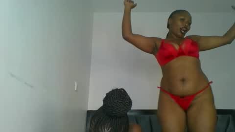 kinky_aria online show from November 25, 2025, 8:31 pm