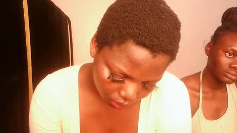 Snapshot of kinky_lola1 chatting on September 25, 2025, 1:20 am Lola online show from September 25, 2025, 1:20 am