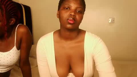 Snapshot of kinky_lola1 chatting on October 5, 2025, 2:48 pm Lola online show from October 5, 2025, 2:48 pm