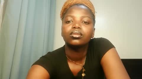 Lola online show from January 5, 2026, 9:18 pm