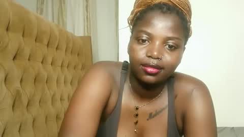 Snapshot of kinky_lola1 chatting on January 18, 2026, 1:20 am Lola online show from January 18, 2026, 1:20 am