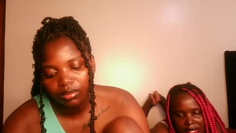 Snapshot of kinky_lola1 chatting on February 5, 2026, 10:36 pm Lola online show from February 5, 2026, 10:36 pm