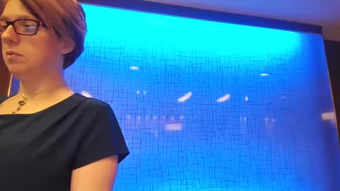 Ashley online show from September 10, 2025, 8:47 am