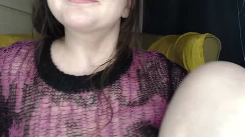 Heeey My name - Rose. Chat w me here or -  online show from February 4, 2025, 4:08 pm