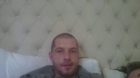 Snapshot of kinkycouple147 chatting on April 30, 2026, 2:01 pm kinkycouple147 online show from April 30, 2026, 2:01 pm
