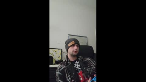 Maysie and Hunter online show from December 2, 2024, 5:37 pm