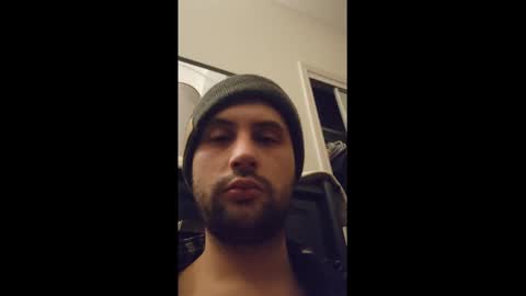 Maysie and Hunter online show from December 11, 2024, 5:32 am