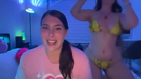 kinkycreative online show from July 16, 2026, 4:29 am