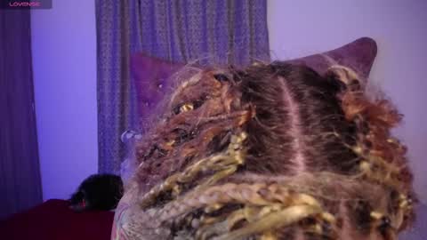  Sara  online show from February 13, 2025, 11:15 pm