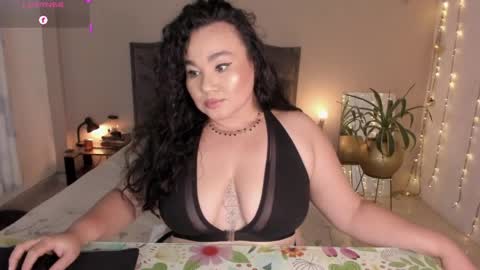 Snapshot of kinkyelise chatting on April 29, 2026, 6:17 am Jenny online show from April 29, 2026, 6:17 am