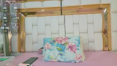 MISS RYN  online show from April 5, 2026, 11:51 am