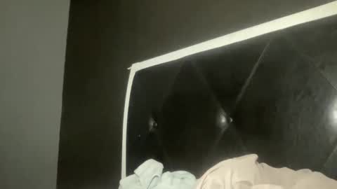 Bunniii online show from February 10, 2025, 6:53 am