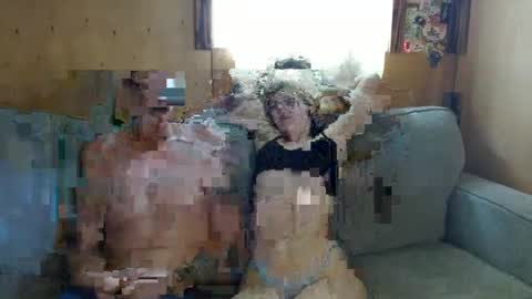 Snapshot of kinkykouple_so chatting on February 1, 2025, 7:23 pm kinkykouple_so online show from February 1, 2025, 7:23 pm