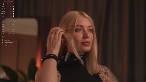 kinkylina_ online show from February 1, 2025, 7:23 pm