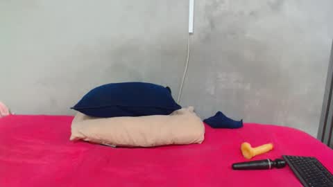 kinkynaghty online show from May 10, 2026, 3:12 am