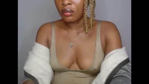 Snapshot of kinkyxxnasty chatting on November 7, 2025, 12:43 am kinkyxxnasty online show from November 7, 2025, 12:43 am