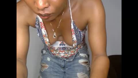 Snapshot of kinkyxxnasty chatting on November 7, 2025, 12:49 pm kinkyxxnasty online show from November 7, 2025, 12:49 pm